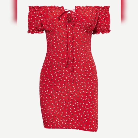 SHEIN Dresses & Skirts - SHEIN BODYCON DRESS